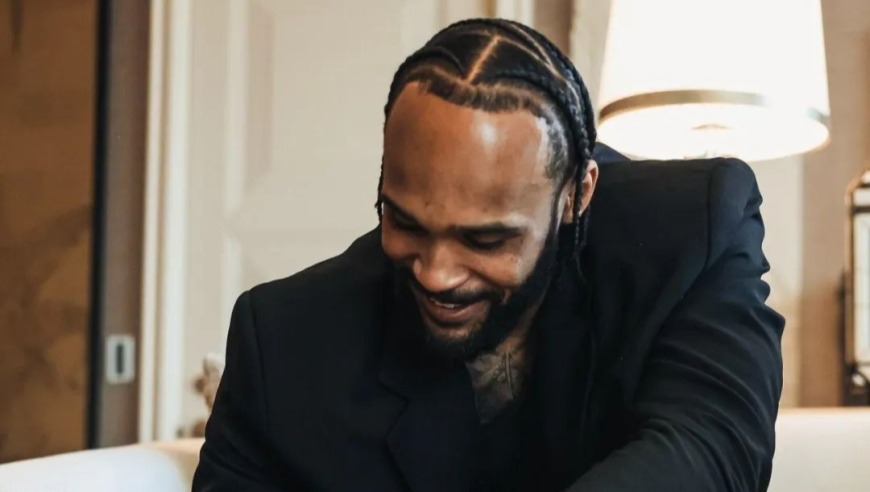 场均18分！签下底薪合同！球迷呼吁NBA调查雄鹿