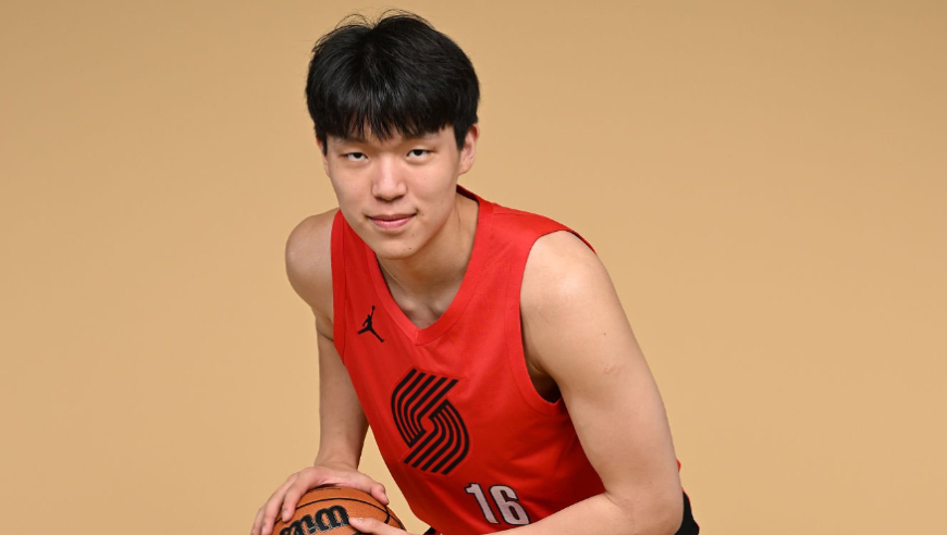 杨瀚森有太多炒作？选秀专家点出夏联不足 队内竞争对手并非克林根