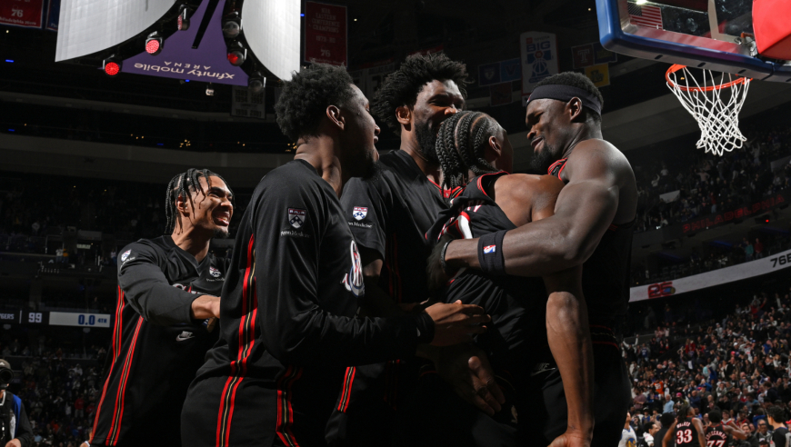 勇士费城神仙11秒：勇士发球失误VJ准绝杀 马克西大帽拒绝逆转