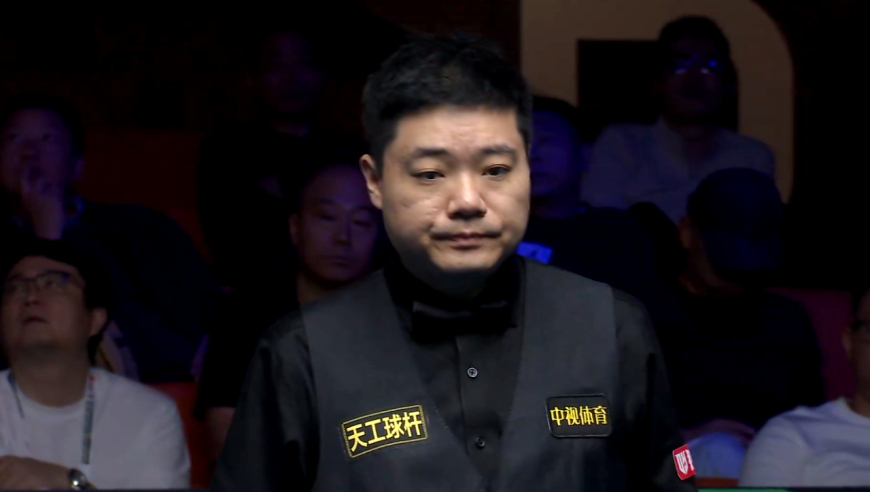 国锦赛1/8决赛：丁俊晖战墨菲，赵心童斯佳辉拼进攻，吴宜泽挑战王牌