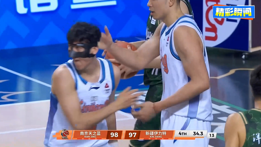 太离谱！新疆队落后1分获得4次罚球机会 结果全部罚丢还出现三不沾