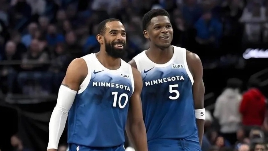 这波操作绝了！康利重回森林狼，NBA首位1.5亿先生，兜兜转转还是回家