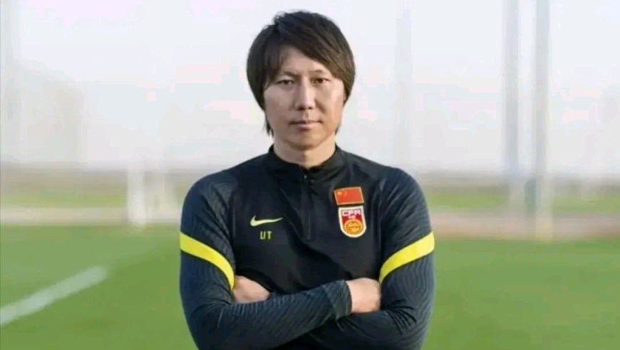 伊万最大败笔！国足只有2人能踢单后腰：一个在教练席，一个在牢里