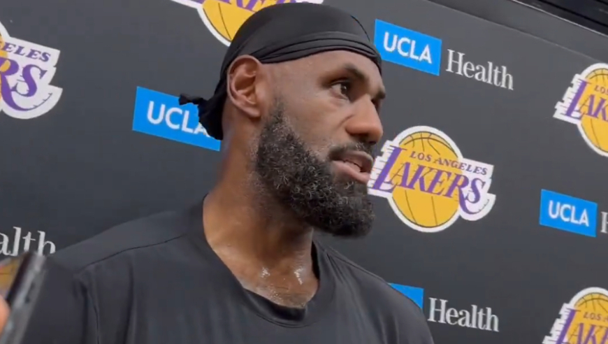 詹姆斯正式回归湖人：我的肺感觉像新生儿 两年前也曾遭遇坐骨神经痛