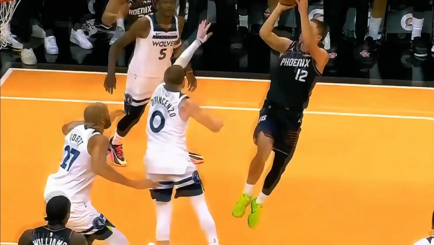 太阳森林狼决胜时刻神剧情：森林狼崩盘 太阳轰出9-0完成准绝杀