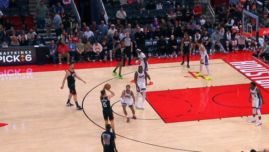 26日NBA官方十佳球：约基奇底角蹬腿三分 申京球领人妙传谢泼德