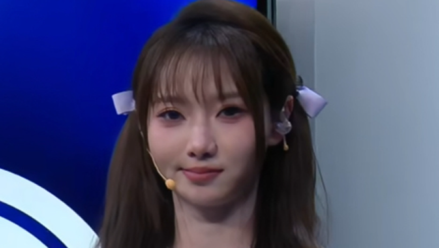 【LPL老婆】紫色果然很有韵味！美女主持阿芙紫色长裙上班