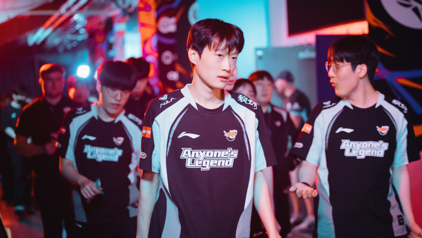 以稳制乱三战皆胜，AL 3-0横扫BLG挺进败决