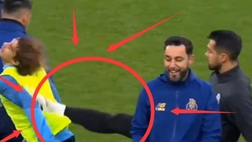 恶劣？4000万葡萄牙国门飞踹18岁新星！队友看呆，更衣室震怒：开除他