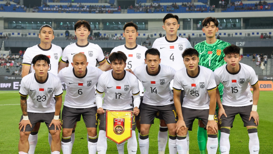 国足又被嫌弃！日媒：中国队太弱，跟他们踢球浪费时间，应取消东亚杯