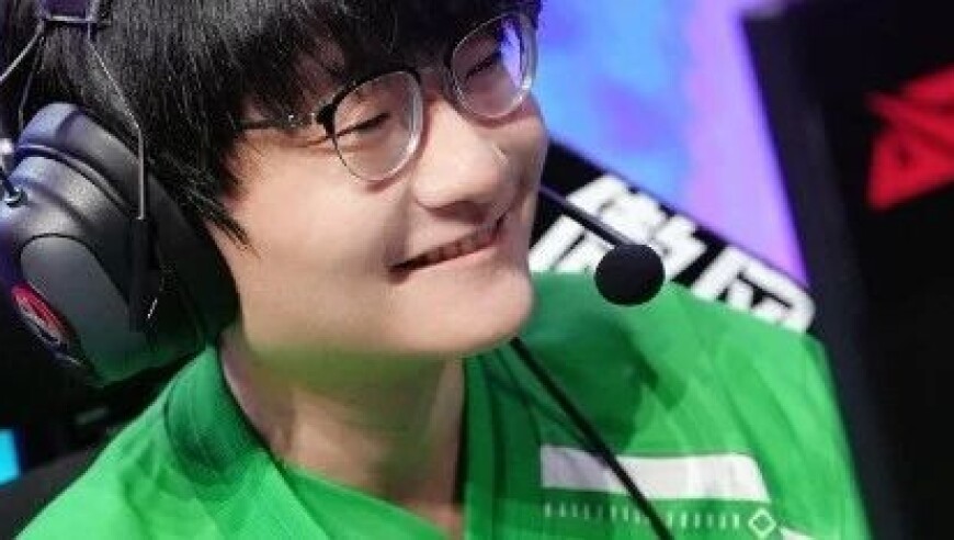 WBG白跑一趟？JDG与WBG的比赛因北京暴雨延期！粉丝怒斥官方：7点比赛你5点才通知？