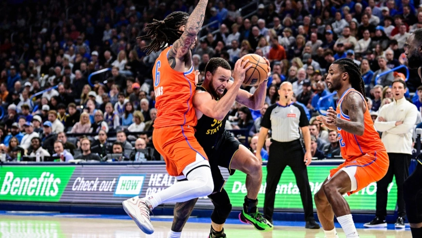 Top时刻 | 12日十佳球：库里高难三分 乌布雷补篮准绝杀