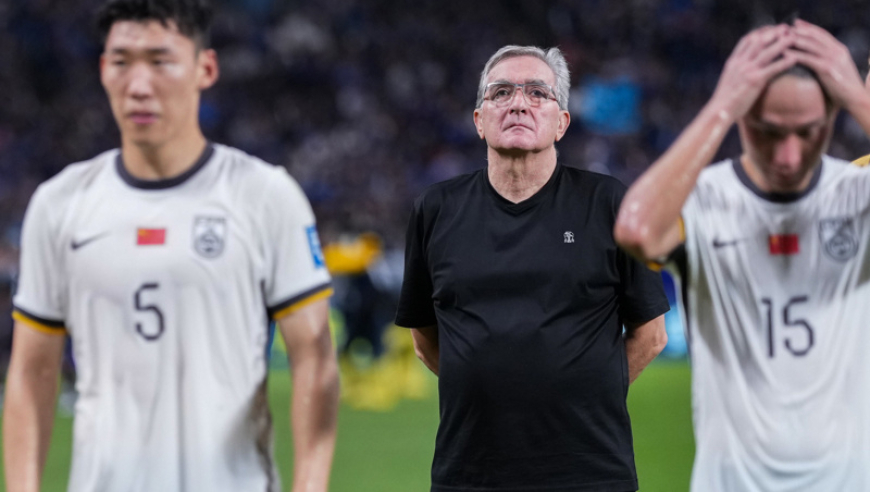 国足109天无比赛！媒体人集体开炮：足协浑浑噩噩，实质性解散