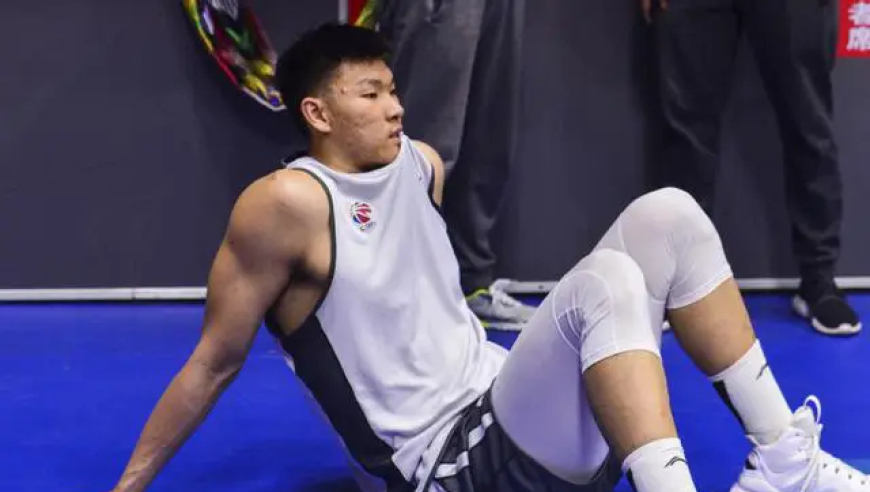 CBA最差的顶薪球员！拿600万场均2分，京蜜怒喷：冒充职业球员