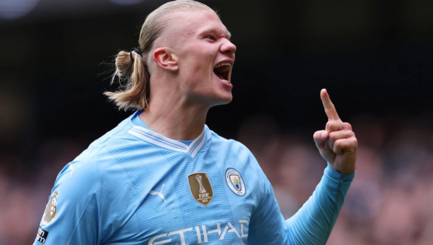 1-1到2-0！曼城欲复仇利物浦，哈兰德无人可挡，梅开二度冲击20球