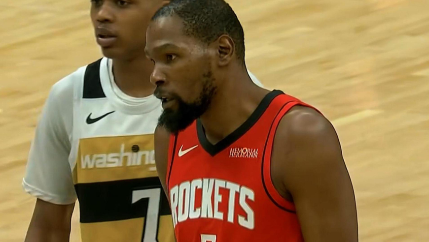 死神首分！奇才命中三分后火箭两造奇才犯规 杜兰特开场两罚全中