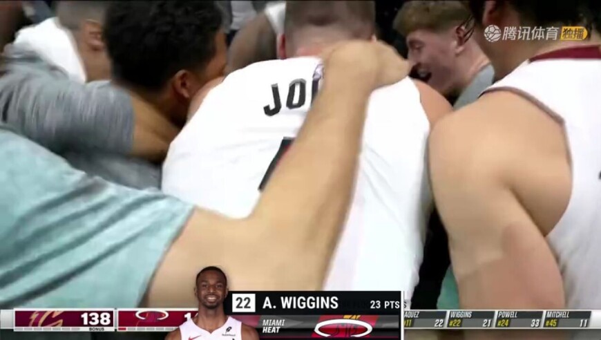 2025-26赛季NBA首月十佳瞬间 文班亚马“自助式”扣篮翻江倒海 戈登实战360扣篮技惊四座