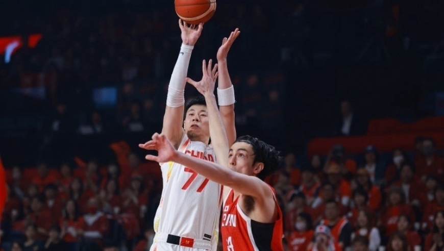 确认了！胡明轩二次落选！中国男篮公布12人名单