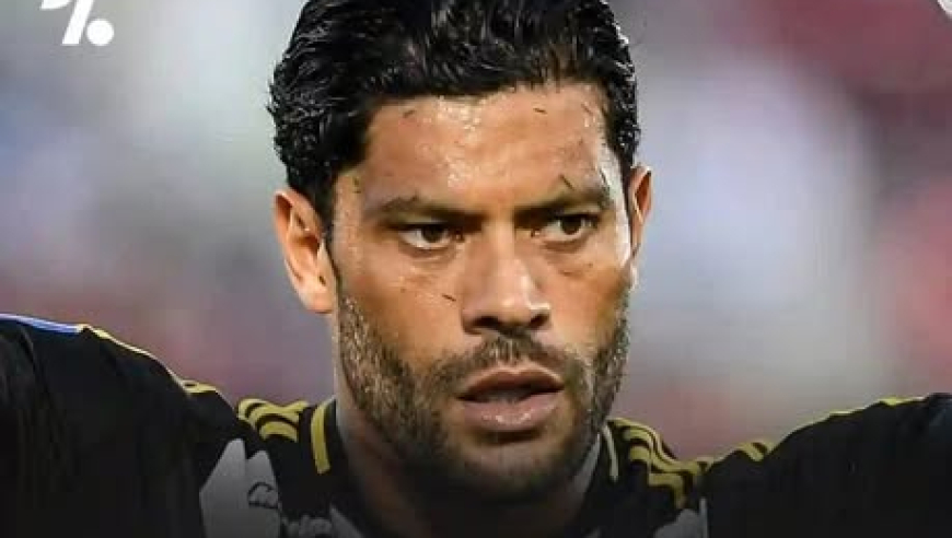 23张红牌史无前例！巴西决赛爆发群殴，绿巨人卷入混战！