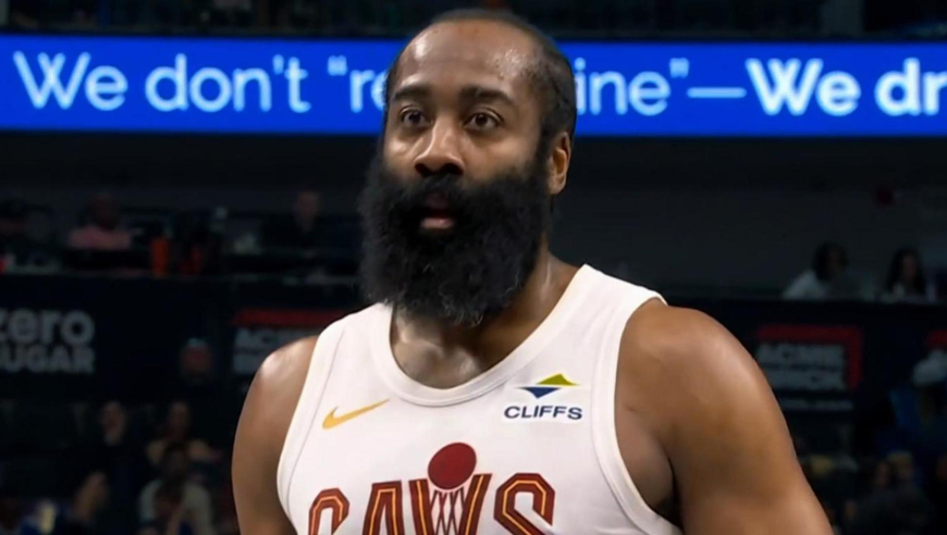 一节就打崩！哈登两罚+妙传引领骑士首节轰13-0领先独行侠近20分