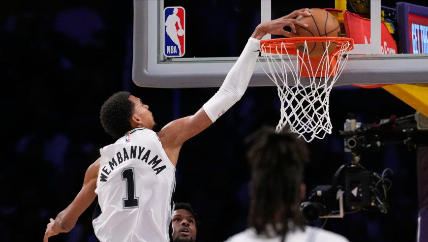 6日NBA官方十佳球：弗拉格空接双手暴扣 文班单臂隔扣布朗尼