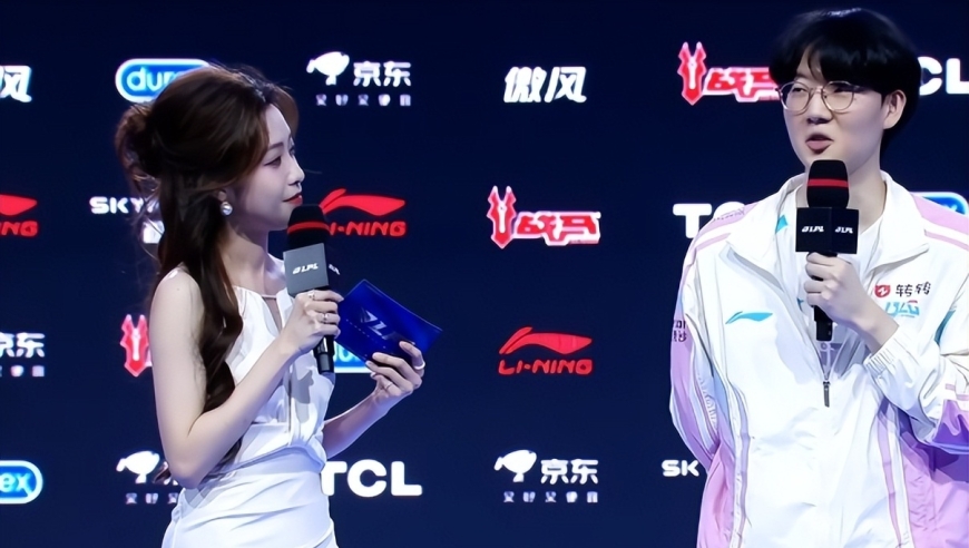 击败IG之后，BLG依旧持续施压，真的不惯着Bin了