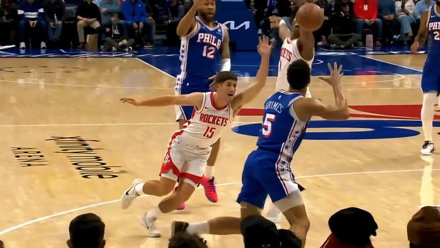 自己犯错自己立功！火箭谢泼德被76人打2+1 随后强投超远三分回应