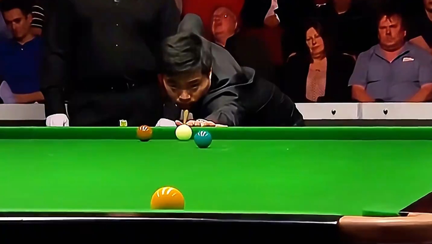 体坛记忆｜ 塞尔比被超分狂磨球，丁俊晖狂飙3杆炸裂斯诺克，强势怒怼真解气