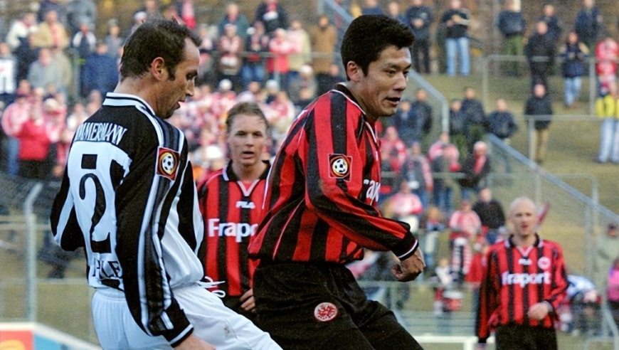 留洋大喜讯！20岁中国天才边锋成香饽饽，引得5家德国劲旅疯抢