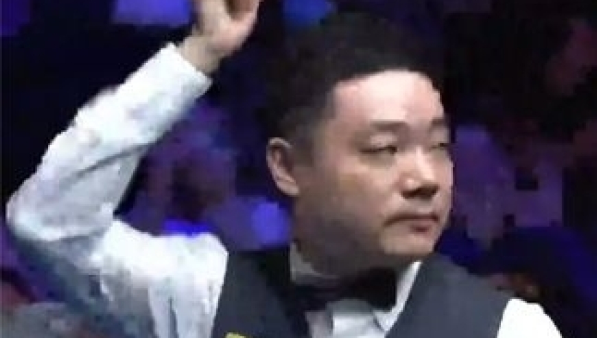 体坛记忆｜6：5绝杀罗伯逊！丁俊晖极限逆转挺进决赛！冲击15冠+155万奖金 