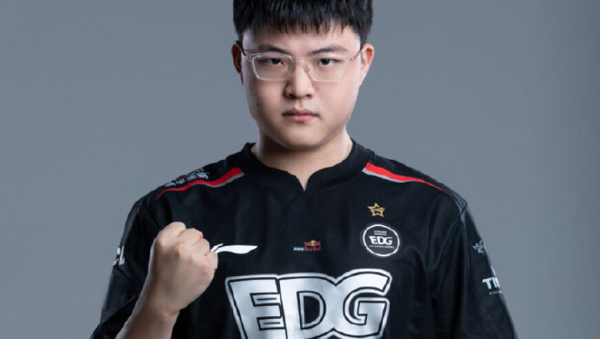 朱开：uzi对自己的要求非常高，打不到第一是不会复出的