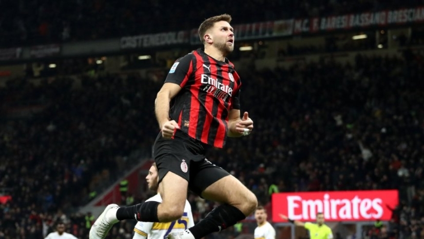场外不顺场内出气，菲尔克鲁格首球助力米兰逼近33年纪录