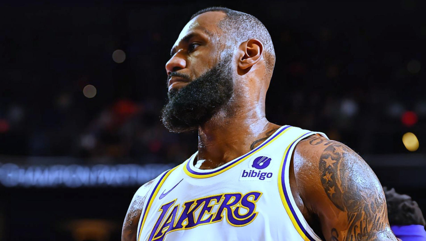 数说真相 | 三战轰下90分渐入佳境！詹姆斯爆发接管湖人并非偶然