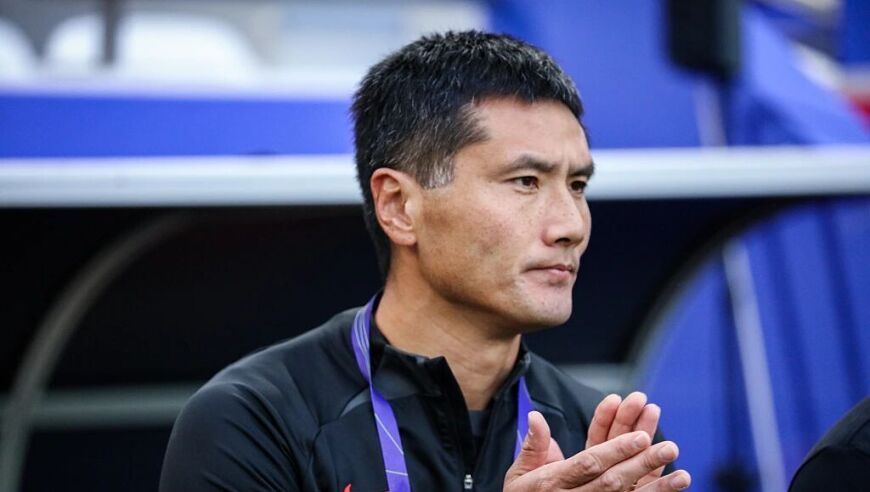 国产大哥邵佳一：足协刚拿到批复就官宣，已有国脚主动申请回国足，此前被称为“国安三少”之一，是很多球迷的偶像