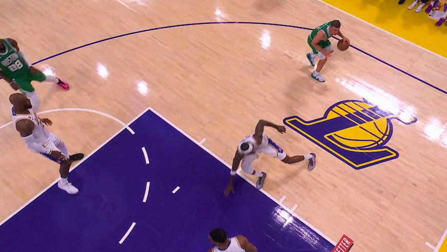 23日NBA官方十佳球：普理查德超远压哨+脚踝终结 马克西隔扣爱德华兹