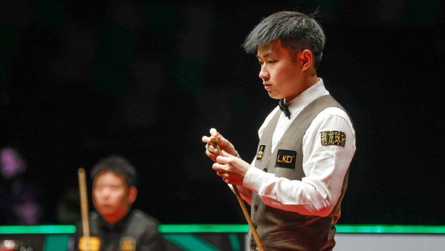 长台准度依旧犀利！赵心童下半场开局连续单杆，6-4领先张安达