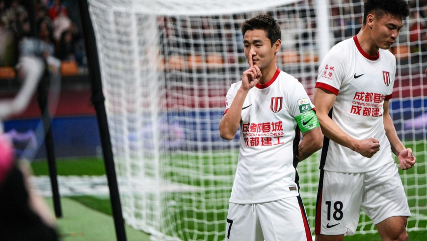 疯狂！回看重庆3-3成都：铜梁龙连轰三球一度逆转韦世豪造绝平
