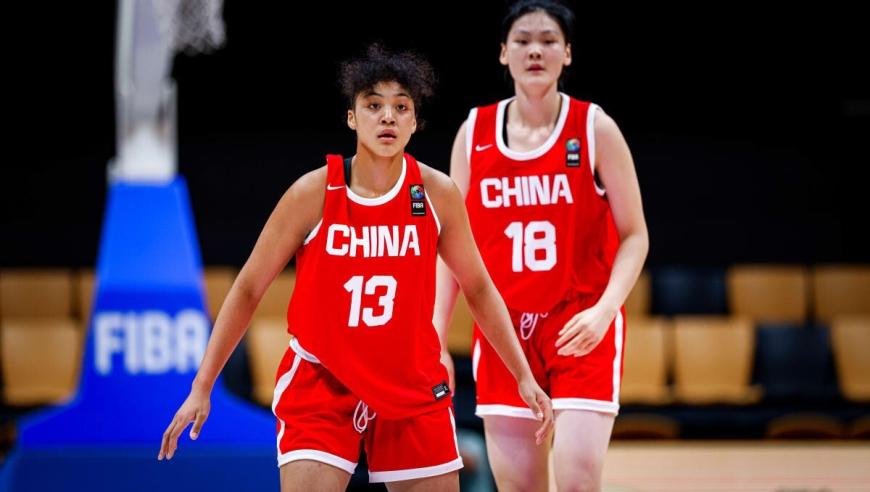 今晚7点，U16女篮对决东道主冲击4强，主帅调整策略，1人至关重要，央视并未转播
