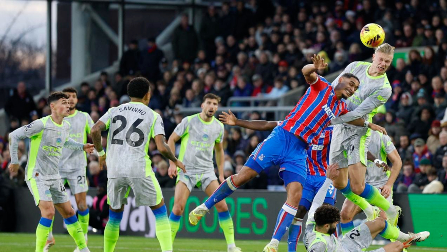 头顶脚踢！多角度看曼城3-0水晶宫，哈兰德暴力头槌福登贴地斩