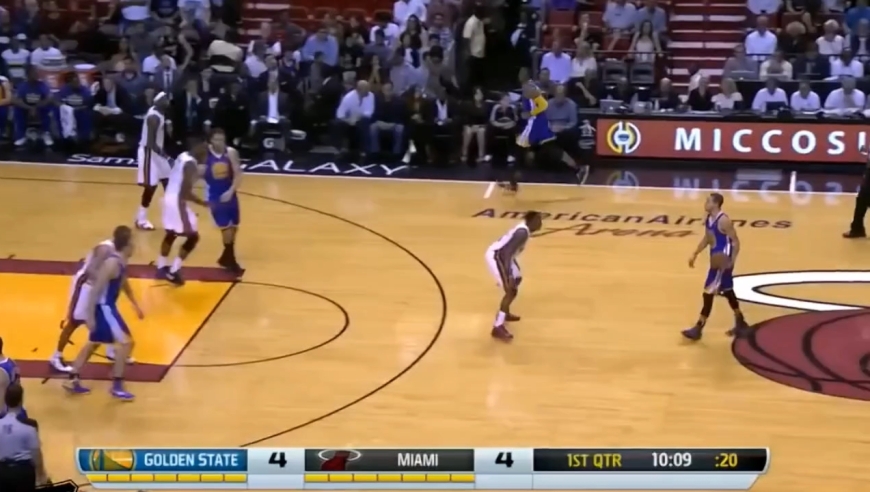 库里36分射爆热火三巨头 回顾13年的勇士阵容真的是意气风发