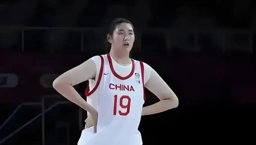 移动长城！张子宇李月汝韩旭合砍47分合集 内线无敌篮下打爆