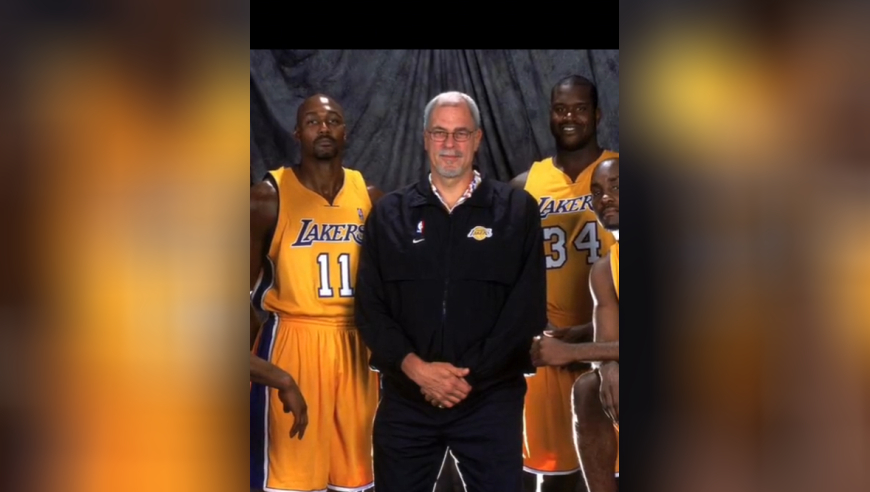 科密绷不住了，詹姆斯与科比女儿的拥抱勾起了太多回忆！