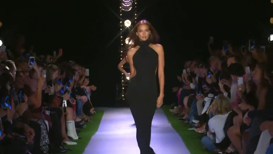 体坛记忆｜为什么乔治娜永远无法与C罗的前女友伊莲娜沙伊克相比？