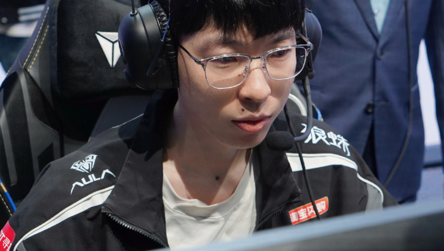 韩国网友点评S15的LPL，言辞犀利不留情面，TES最多人喷