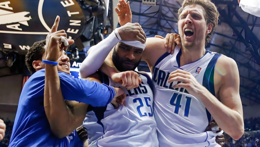 NBA名场面：日常被绝杀！回顾马努准绝杀小牛 卡特三分反绝杀马刺