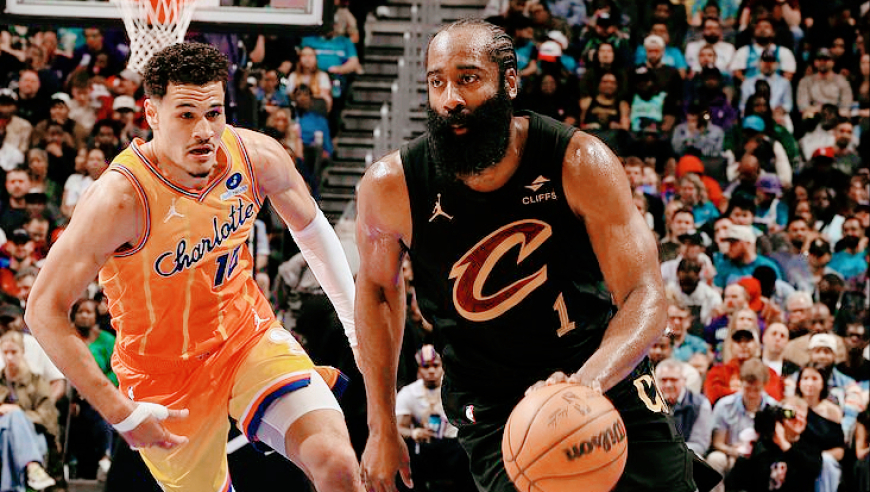 哈登加盟骑士首次&ldquo;出汗&rdquo;，阿伦吃饼26+14，黄蜂新秀33分难救主