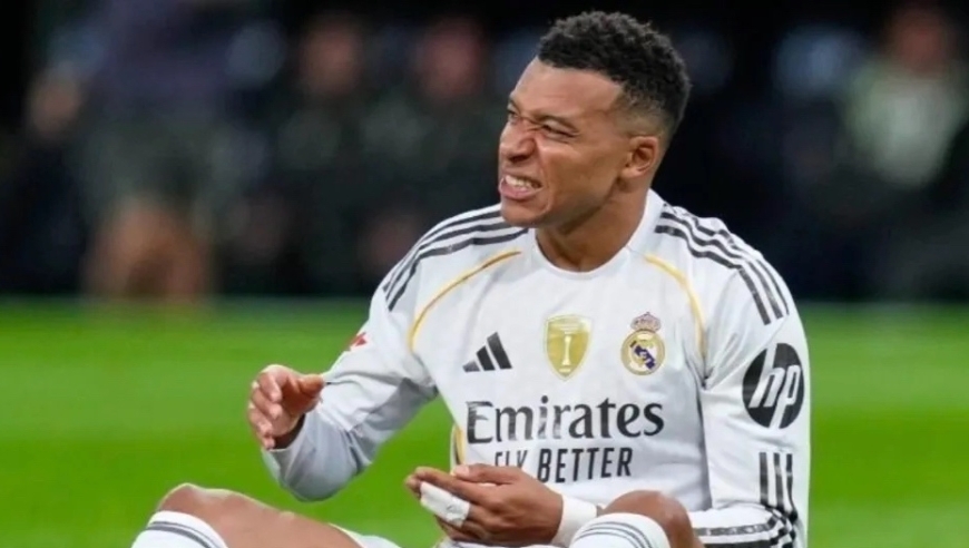 足坛一夜动态：姆巴佩澄清误诊传闻 巴萨女足6-2皇马 胖虎或联手梅西