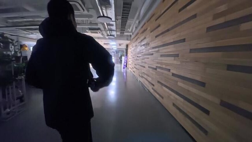 兄弟们想看电竞博主沉浸式线下工作内容吗，或者有一些工作中的纪实？看这里！