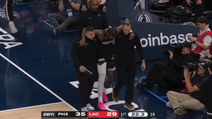 揪心！还原杰伦格林无对抗受伤全过程，右腿疼得无法站立