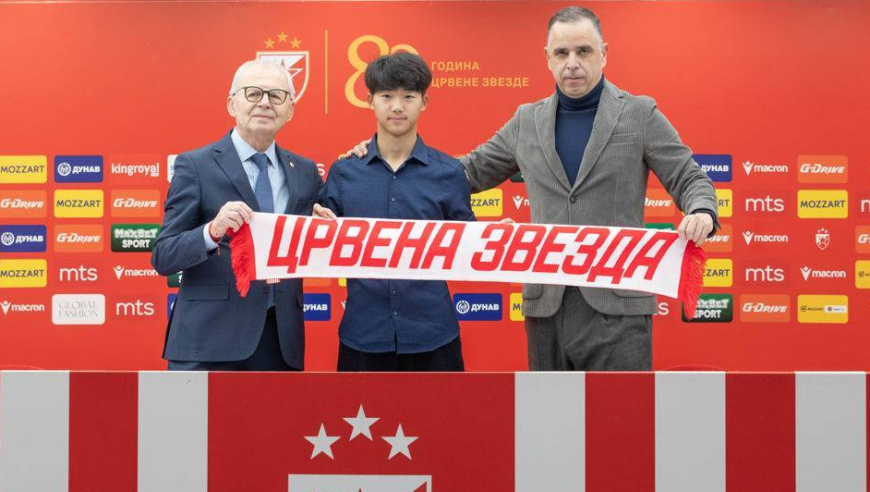 5场5球6助攻！16岁万项官宣加盟欧战豪门，官媒连发2篇报道祝福